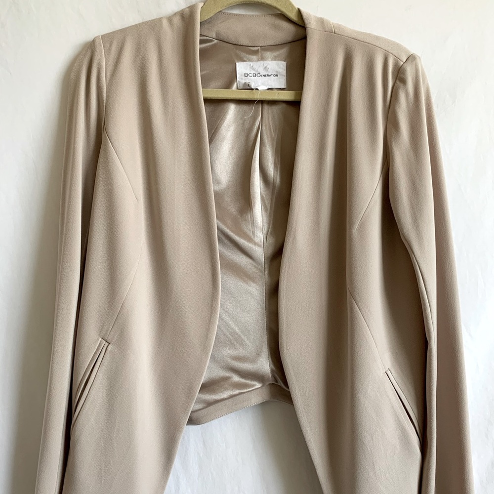 BCBGeneration beige jacket - size Medium